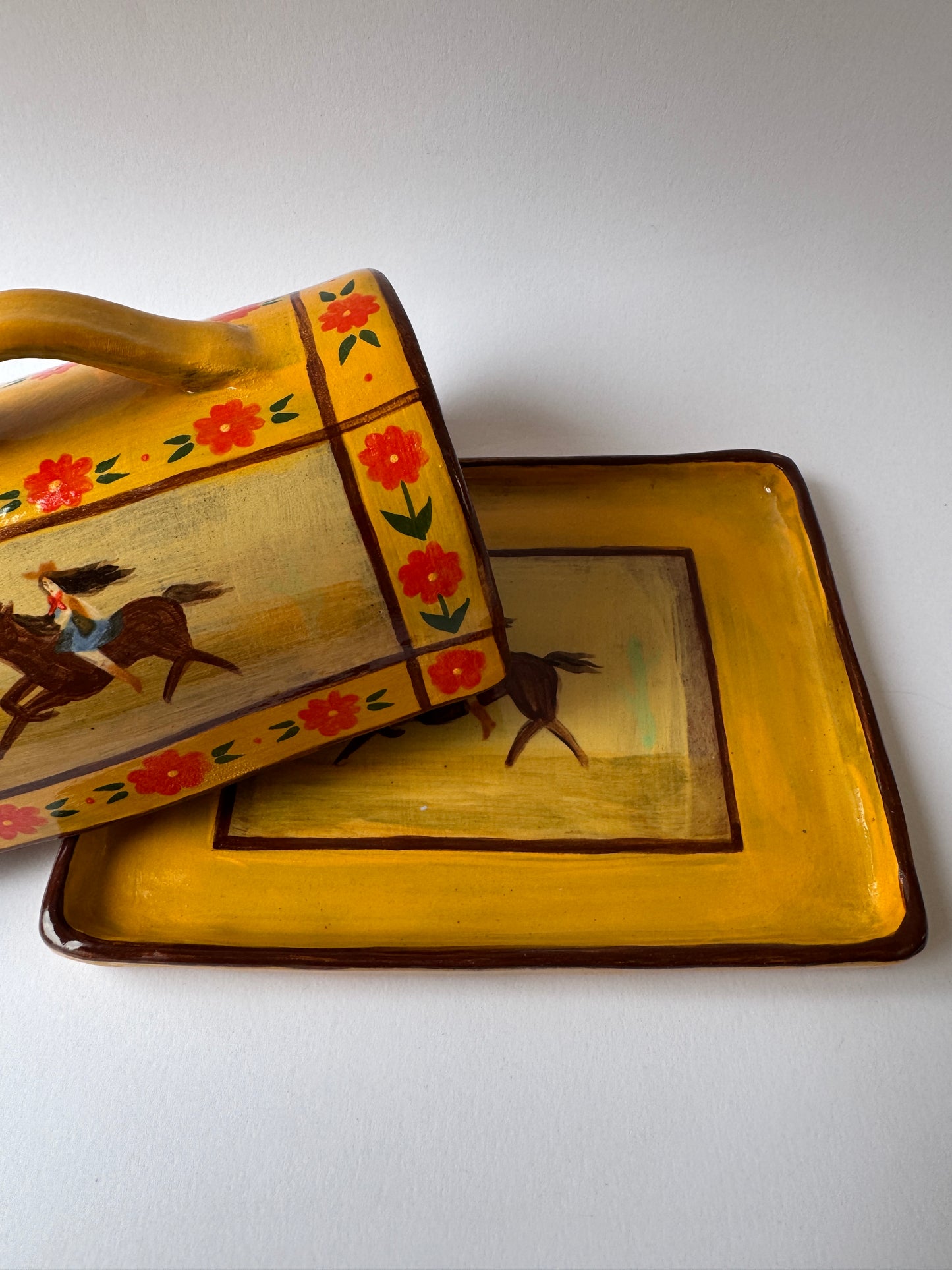 Butter Dish - Yellow & Red